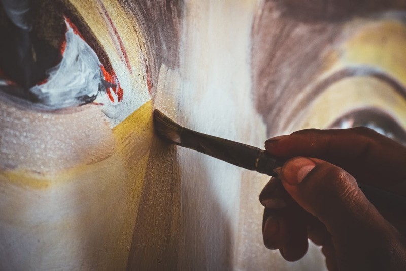 Artist CV Example (Template & Guide with 20+ Tips)