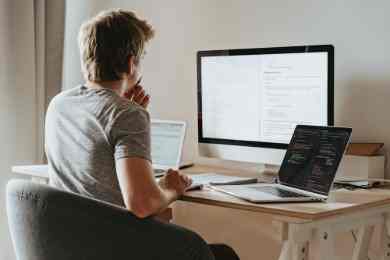 50+ Essential Computer Skills for Your CV