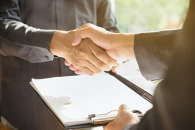 Contract Specialist Resume Sample, Skills, & Full Guide