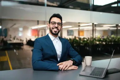 Exemplo de currículo de gerente geral com guia