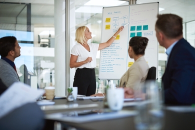 Como fazer um currículo de vice-diretor com exemplos