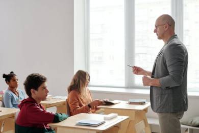 Modelo de currículo para estágio em pedagogia e como fazer