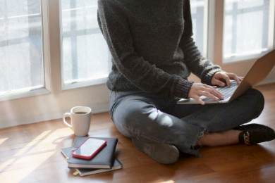 Download de currículo moderno Word atualizado em DOC: 2025