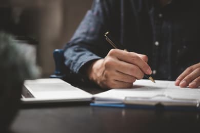 CV : définition et comment le réussir (format, structure)