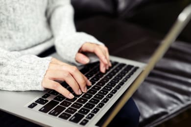 Best CV Format for Freshers in India: Sample and Guide
