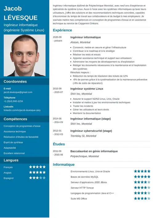 CV ingénieur informatique avec photo et colonne latérale bleu marine