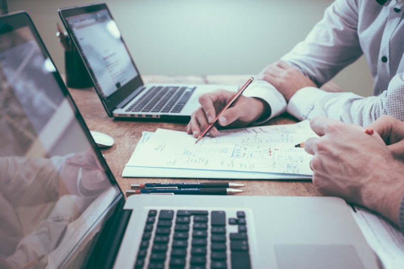 Editor Resume Samples, Templates & Guide for 2025