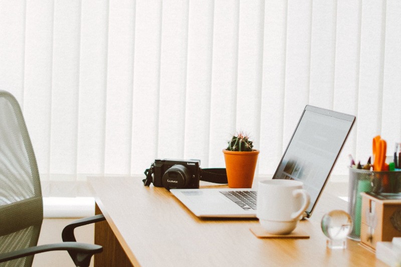 Como colocar endereço no currículo (Precisa? Devo incluir?)