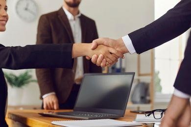 Engineering Manager Resume Examples and Guide for 2025