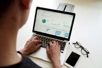 Entry-Level Accounting Resume: Sample and Guide