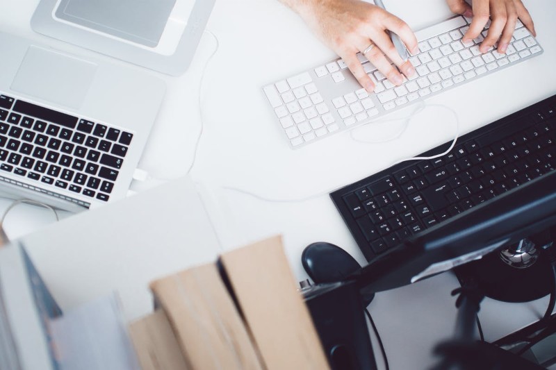 Federal Resume: Templates, Example, & What to Include