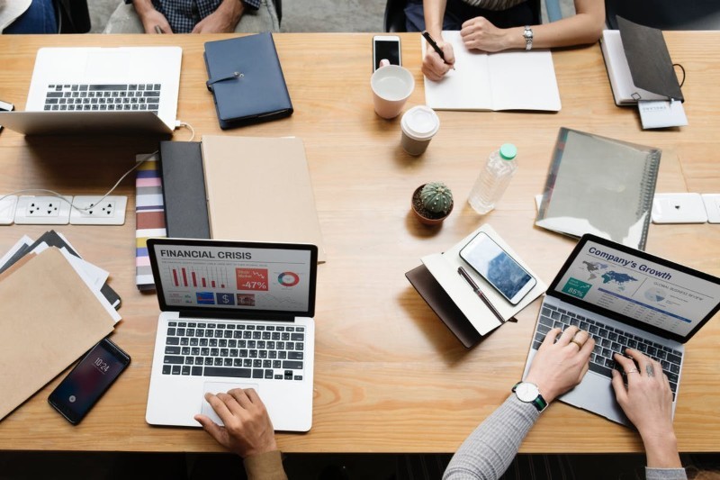 Finance Cover Letter Examples (Internship & Experienced)