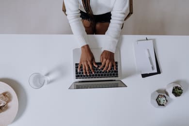 Formule de politesse : +50 exemples (fin de lettre/courriel)