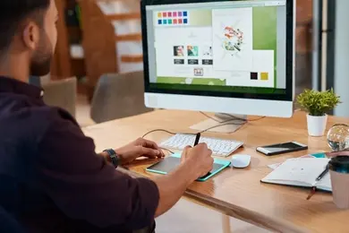 15 Essential Graphic Designer Skills for a Resume