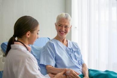 Hospital Volunteer Resume Examples for 2025
