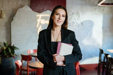 Hostess/Host Cover Letter Samples & Writing Guide