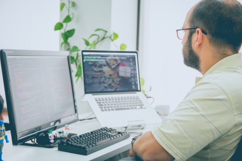 IT Technician Resume Example & Guide for 2022