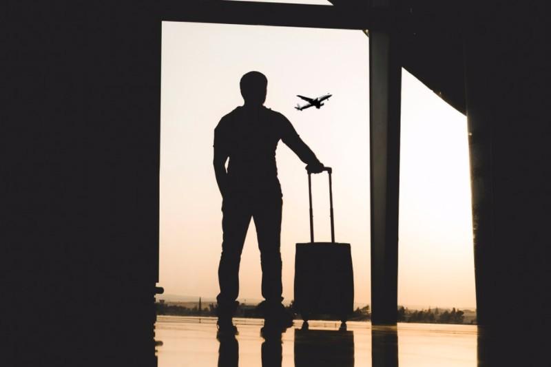 Flight Attendant Resume Examples and Templates for 2025