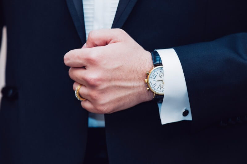 Paralegal Resume Examples, Skills & Writing Tips