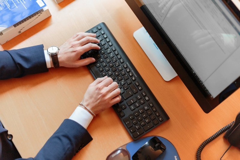 Easy Resume Help Free Advice 100 Tips easy-resume-help-free-advice-100-tips