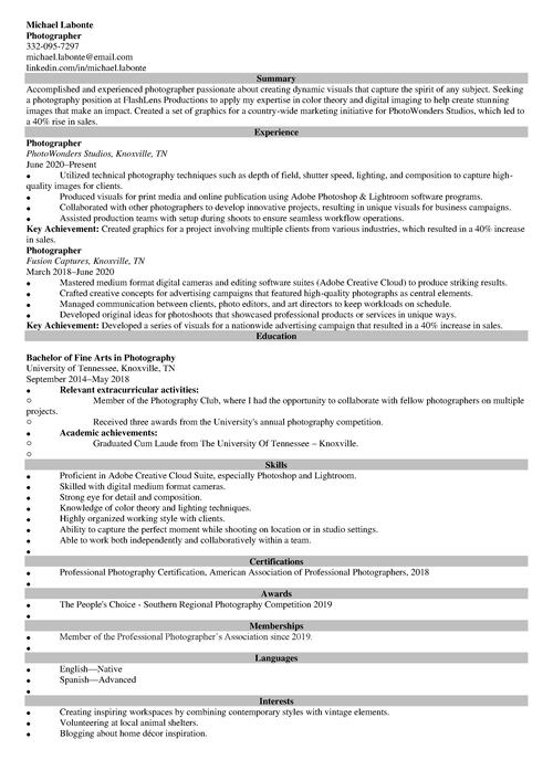 Photographer Resume Example