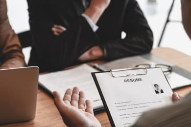 How to Make a Perfect Portfolio Resume: 2025 Guide