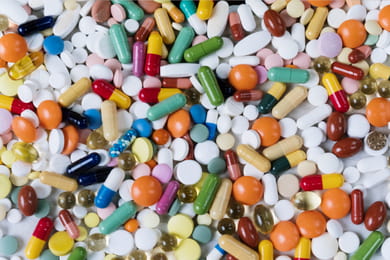 Pre-Med Resume: Sample, Guide & Writing Tips