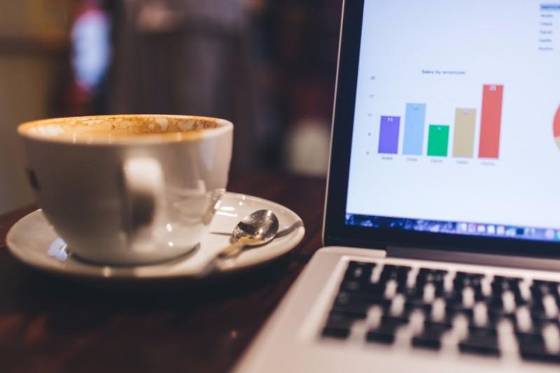 Data Analyst Resume: Examples & Template for 2023