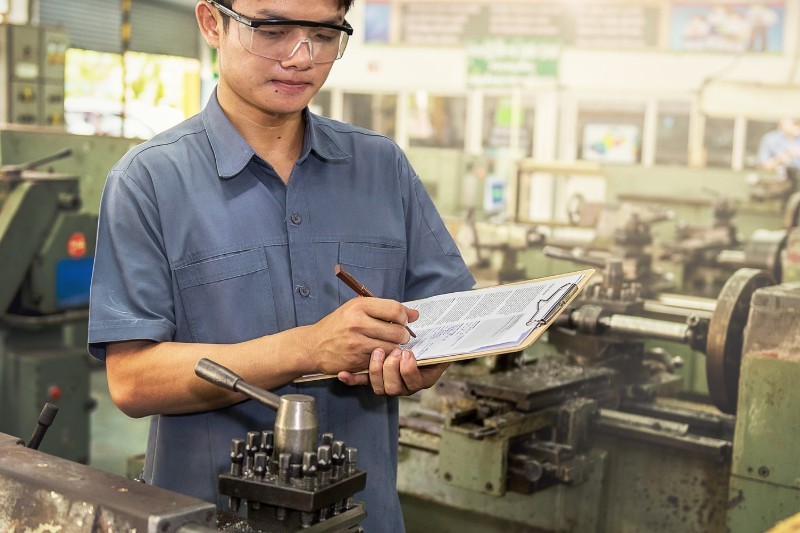 Quality Control Resume Examples (Job Description & Skills)