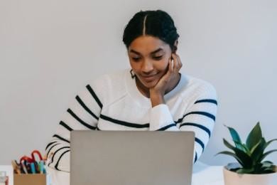 Resume Format for Freshers: Best Examples for Jobs