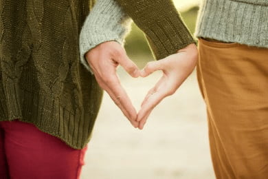 Romance no escritório em números: Pesquisa de romance (2022)