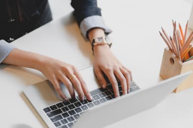 Professional Summary for a Resume: Examples for 18 Jobs