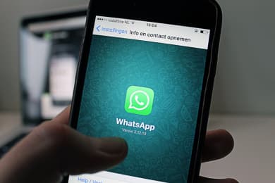 Textos prontos pra enviar currículo por WhatsApp: 5 Exemplos