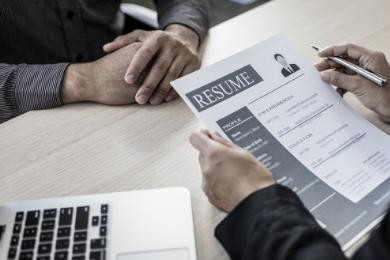 What Is a Résumé for a Job Application? Meaning & Use