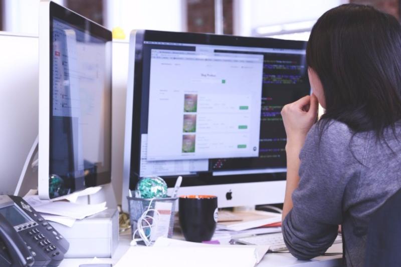 Software Engineer Resume Examples & Guide for 2025