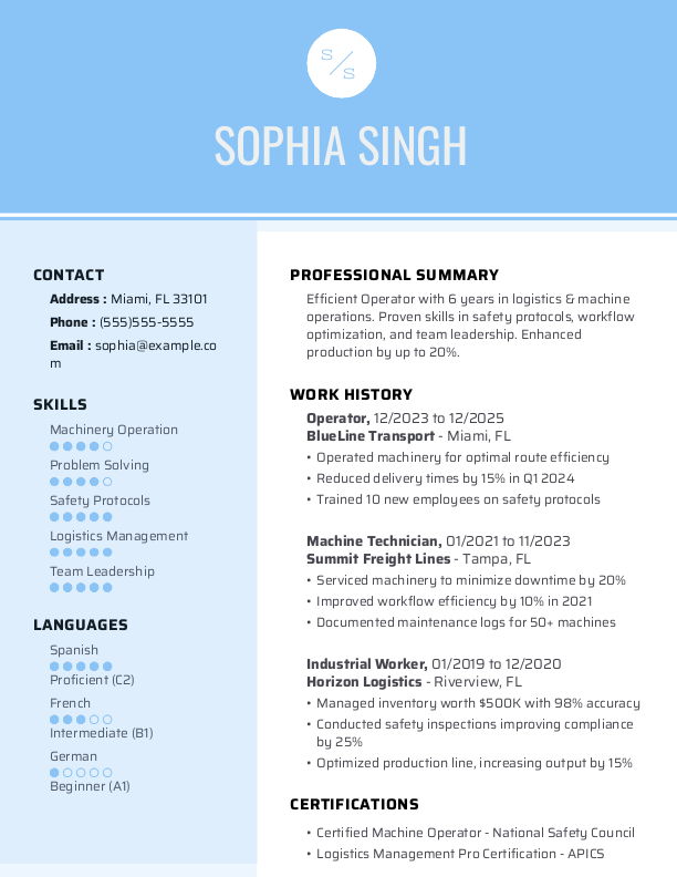 Creative Operator Resume Template: Blue color