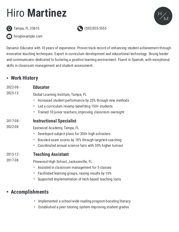 Simple Educator Resume Template: Gray color